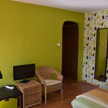 Lovely Apartment At Balatonfenyves Exterior photo